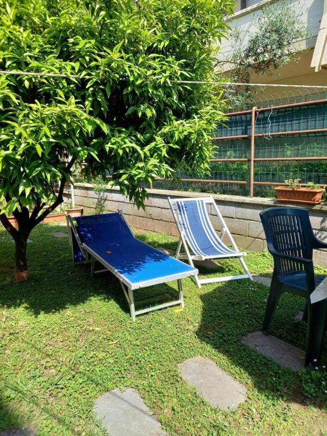 Bilocale Climatizzato A 850M Dalla Spiaggia Casa Katia Marina di Massa Dış mekan fotoğraf